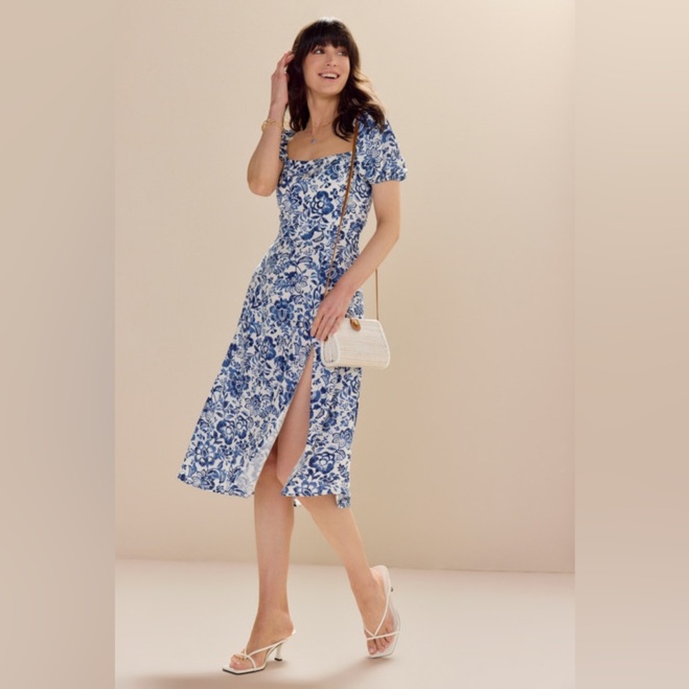 Francesca’s Tabitha Puff Sleeve Blue Floral Midi Dress
